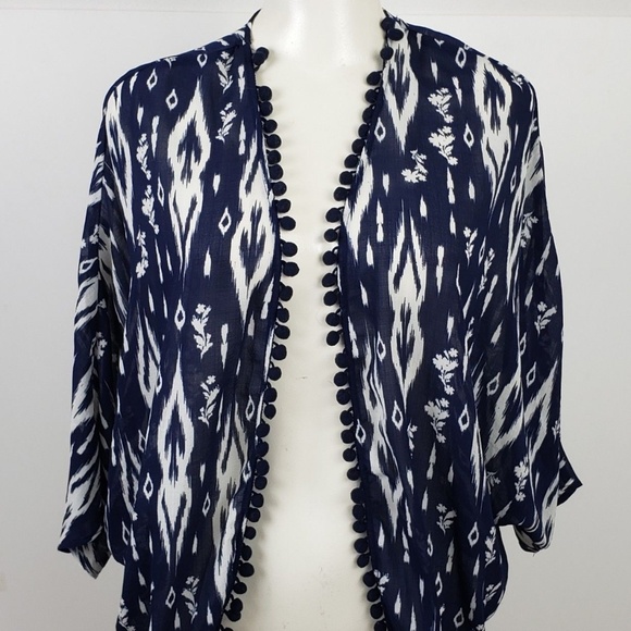 Xhilaration Sweaters - Xhilaration Top size XS Blue Floral Open Front